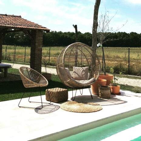 scaun-suspendat-egg-cu-suport-metalic scaun-suspendat-egg-cu-suport-metalic